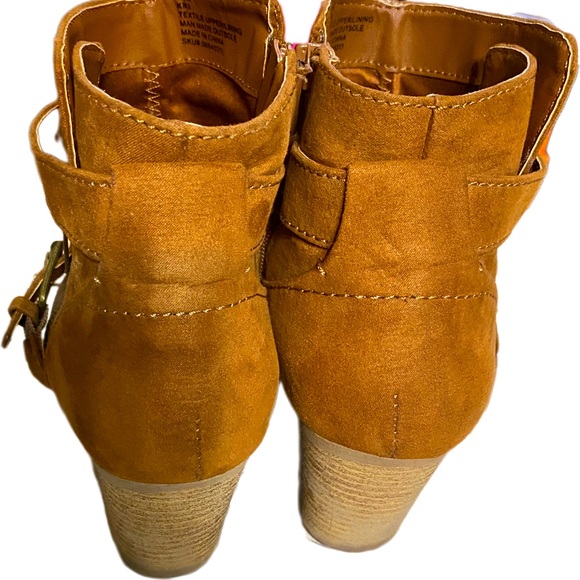 Dolcette Ankle Booties - Picture 3 of 5